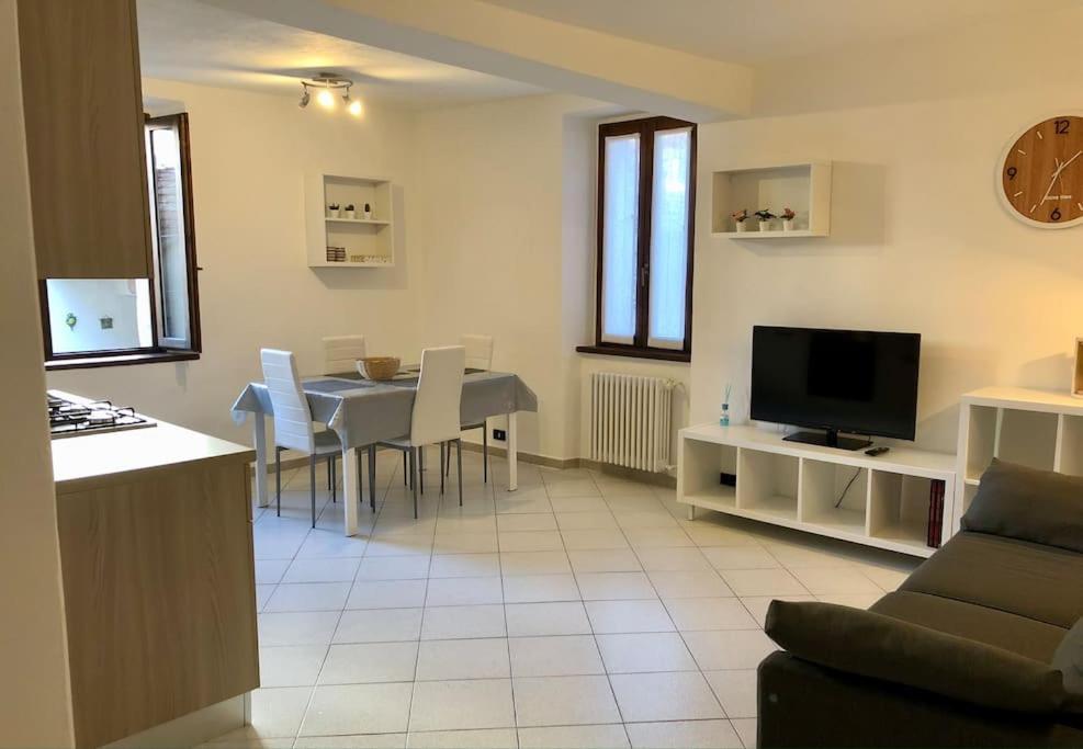 Apartamento Casa Del Borghetto Intra Exterior foto